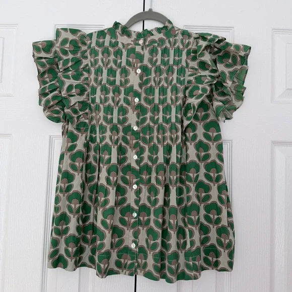 Ivy Jane Green Printed Ruffle-Sleeve Women’s Top - Picture 2 of 4